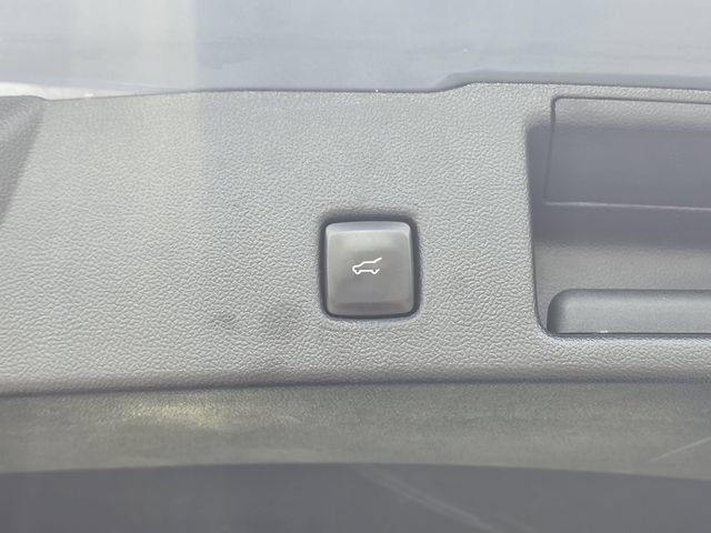 Certified 2023 Ford Escape Platinum w/ Premium Technology Package AWD/4WD image 31