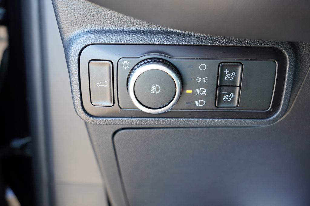 Certified 2025 Ford Explorer ST-Line AWD/4WD image 26