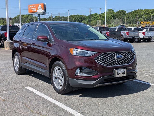 Certified 2023 Ford Edge SEL w/ Convenience Package AWD/4WD image 2