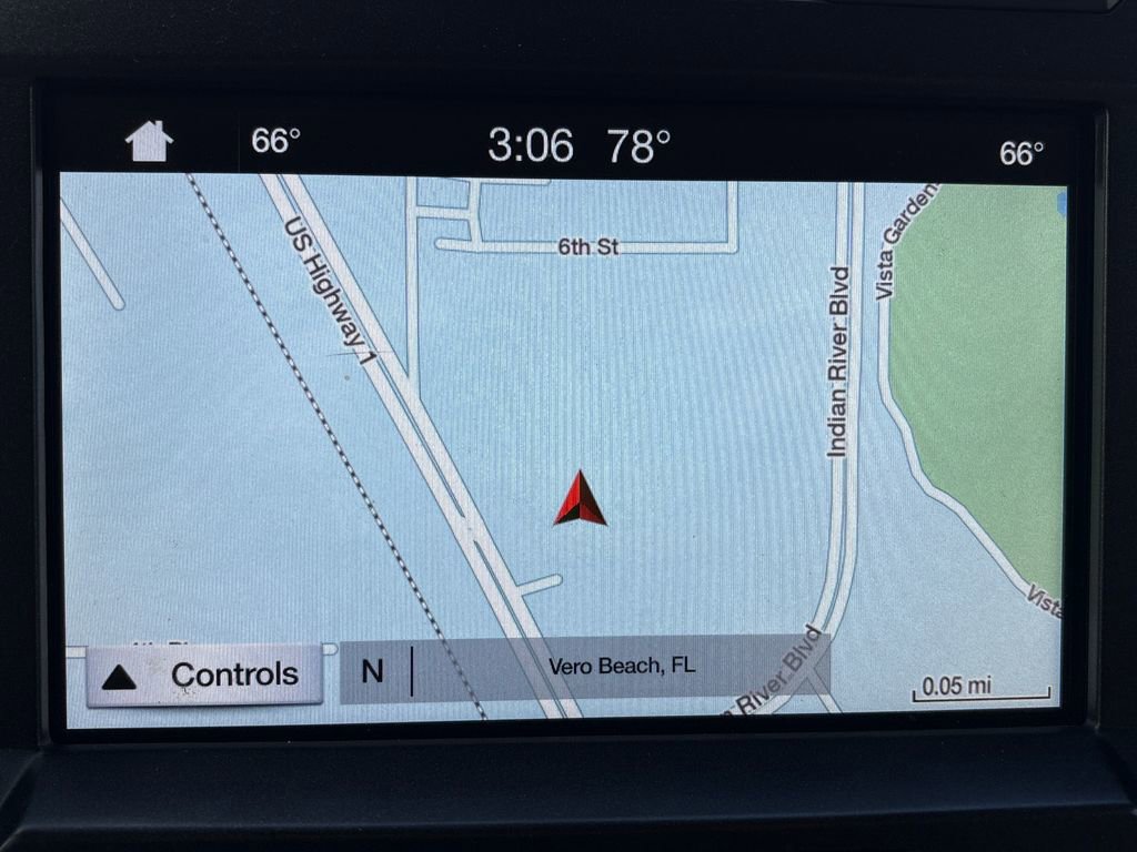 Certified 2018 Ford F250 Lariat w/ Chrome Package image 26