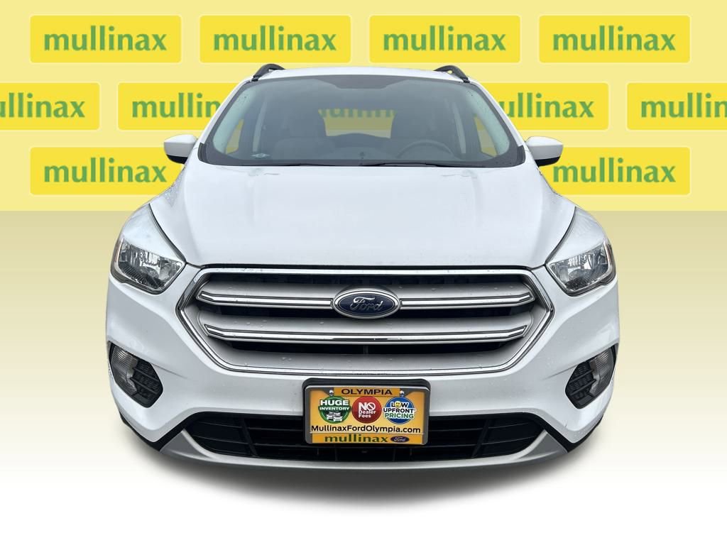 Certified 2018 Ford Escape SE w/ SE Sync 3 Package image 16