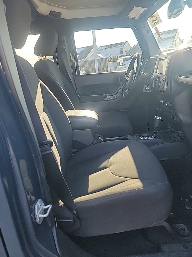 Used 2017 Jeep Wrangler Unlimited Sport w/ Quick Order Package 24S image 33