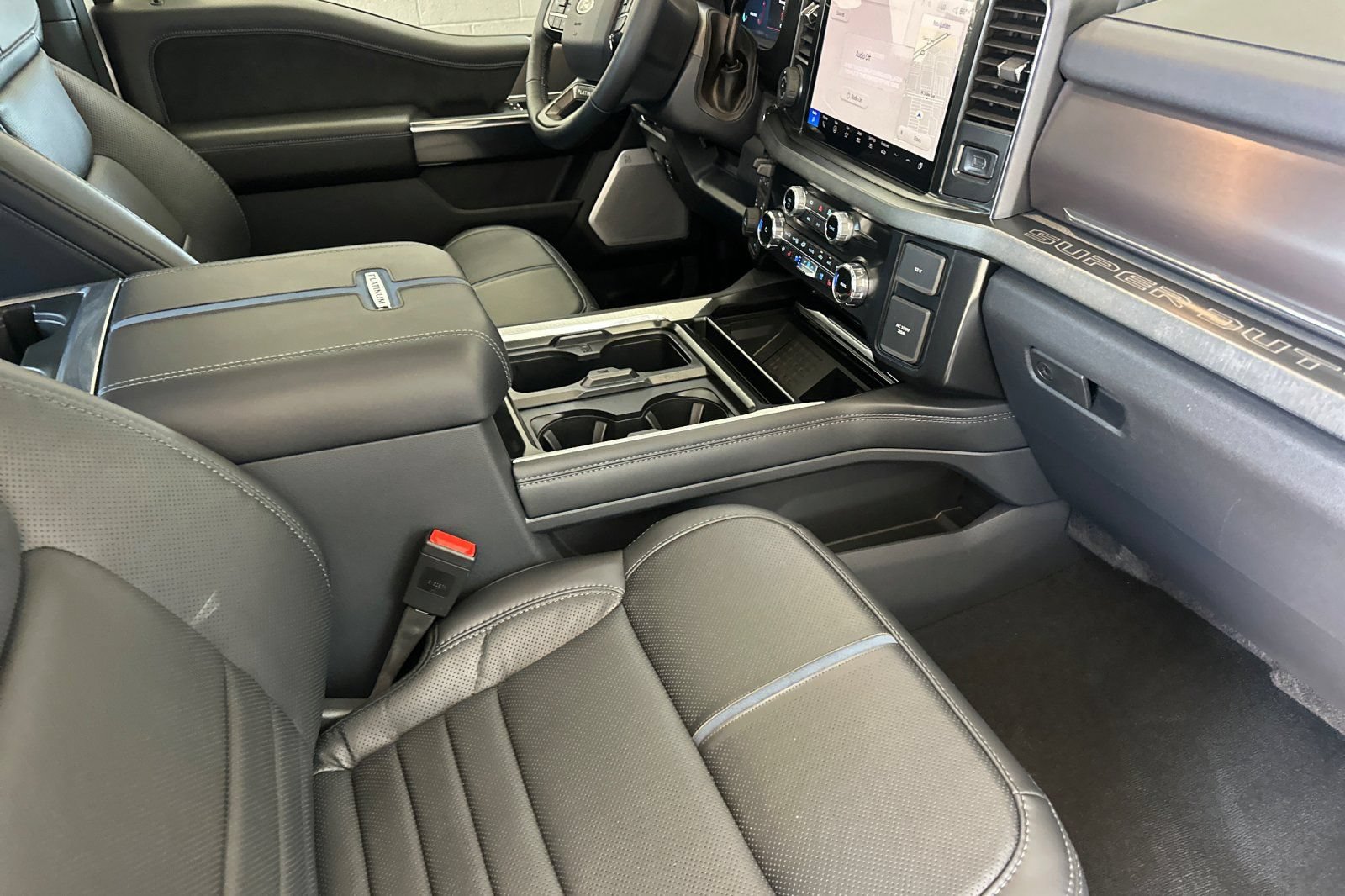 Certified 2026 Ford F350 Platinum AWD/4WD image 15