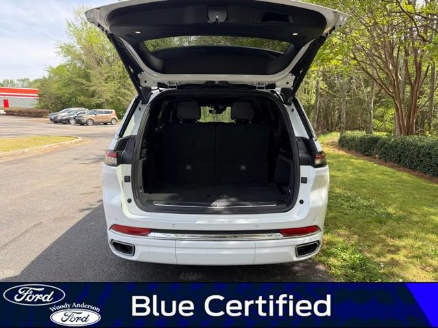 Used 2024 Jeep Grand Cherokee L Overland w/ Trailer Tow Package AWD/4WD image 7