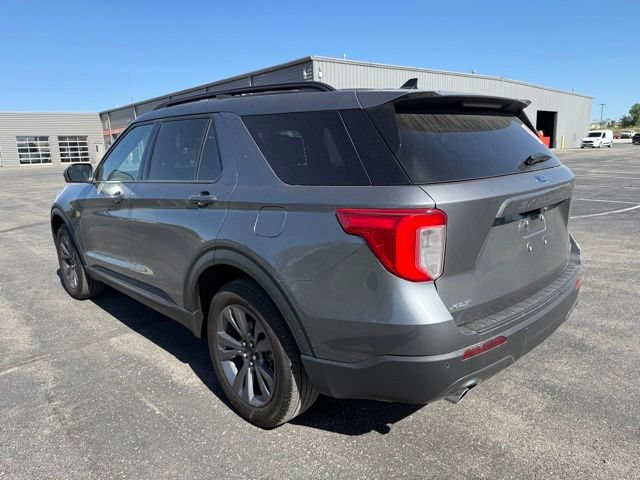 Certified 2024 Ford Explorer XLT w/ Equipment Group 202A AWD/4WD image 7