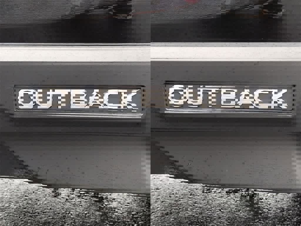 Used 2022 Subaru Outback Limited image 13