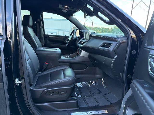 Used 2024 Chevrolet Tahoe Z71 w/ Luxury Package AWD/4WD image 28