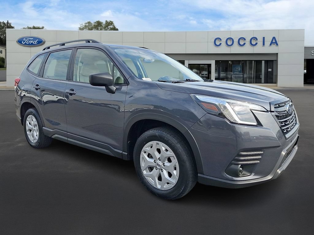 Used 2024 Subaru Forester AWD/4WD image 3