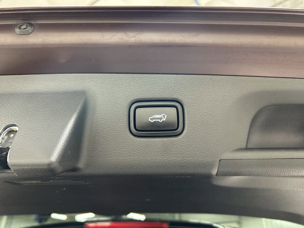 Used 2022 Hyundai Palisade Limited image 36