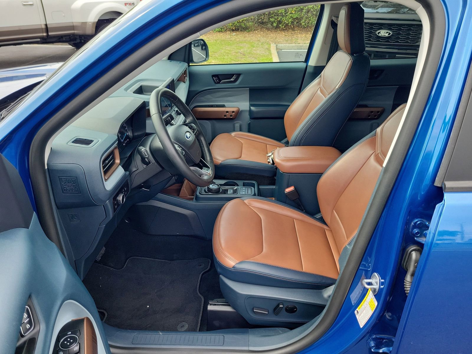 Certified 2023 Ford Maverick Lariat w/ Lariat Luxury Package FWD image 16