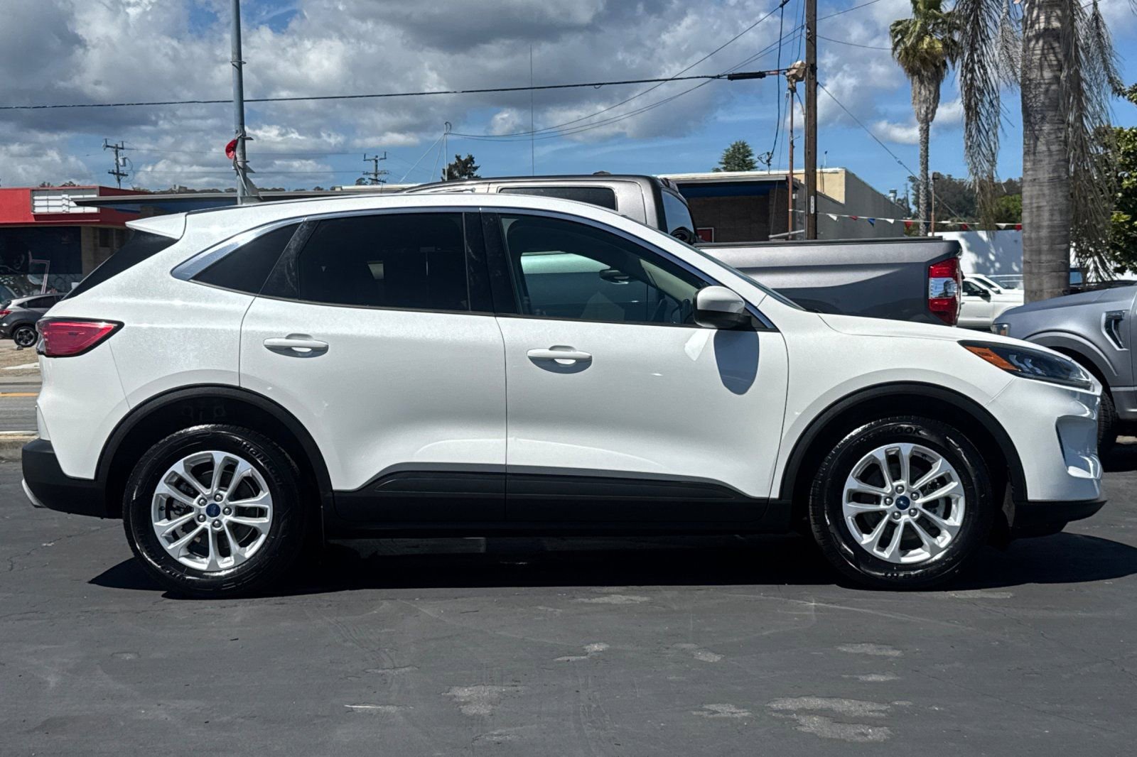 Certified 2020 Ford Escape SE FWD image 26