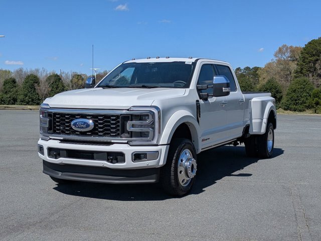 Certified 2026 Ford F450 Platinum w/ Platinum Plus Package AWD/4WD image 8