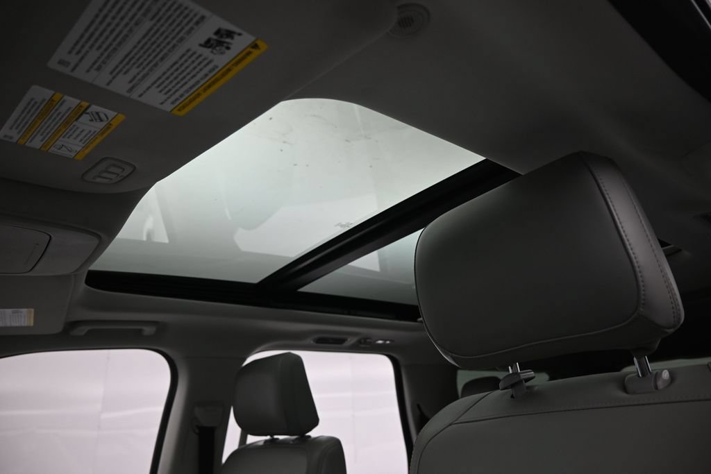 Certified 2025 Ford Expedition Max Active RWD image 25