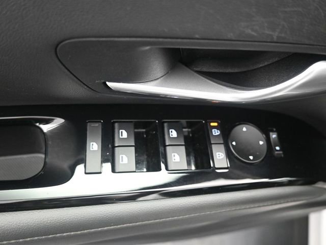 Used 2025 Hyundai Santa Cruz Limited AWD/4WD image 7