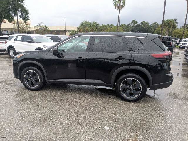 Used 2025 Nissan Rogue SV FWD image 7