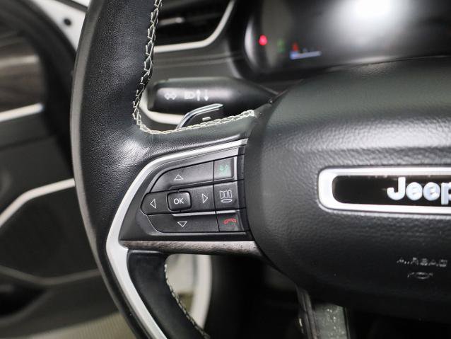 Used 2022 Jeep Grand Cherokee L Limited AWD/4WD image 16