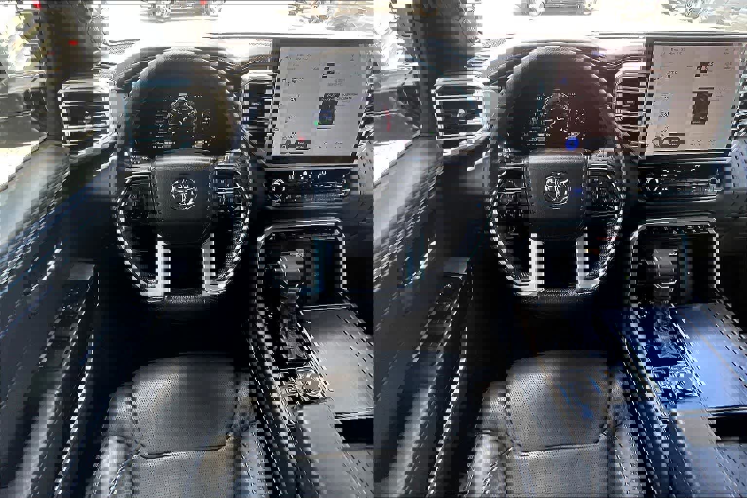 Used 2024 Toyota Tundra Platinum image 16