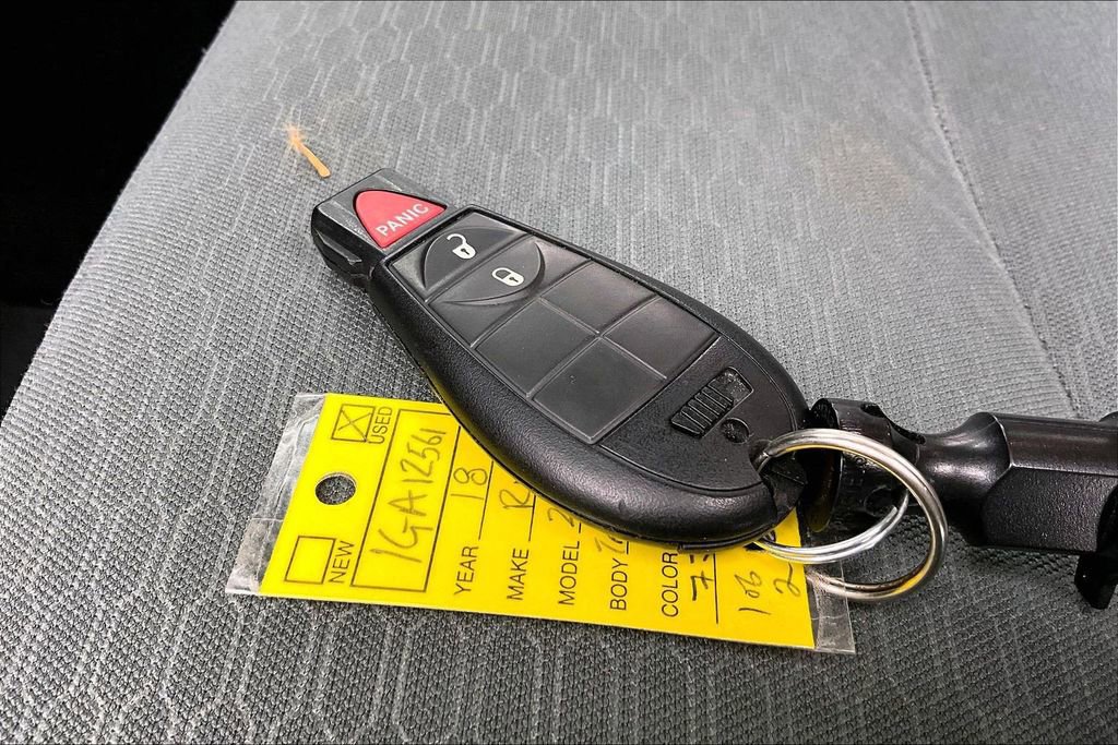 Used 2018 RAM 2500 Tradesman w/ Chrome Appearance Group image 13