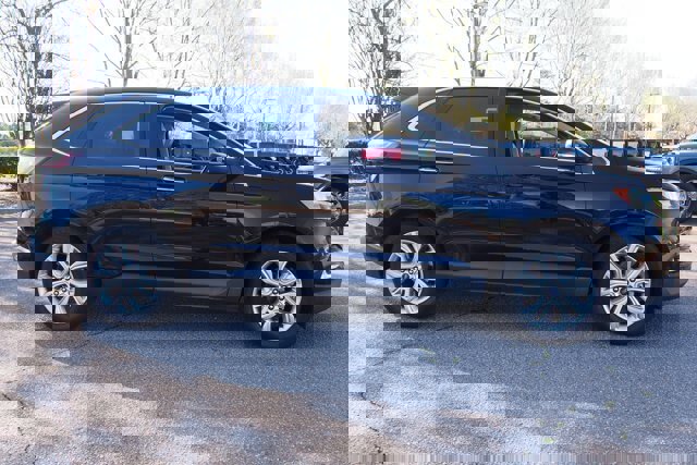 Certified 2019 Ford Edge Titanium w/ Equipment Group 301A image 6