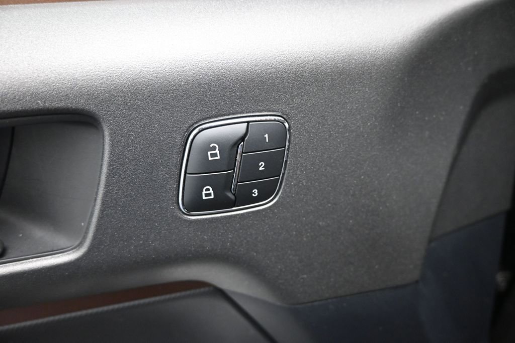 Certified 2025 Ford Bronco Sport Outer Banks w/ Outer Banks Tech Package+ AWD/4WD image 13
