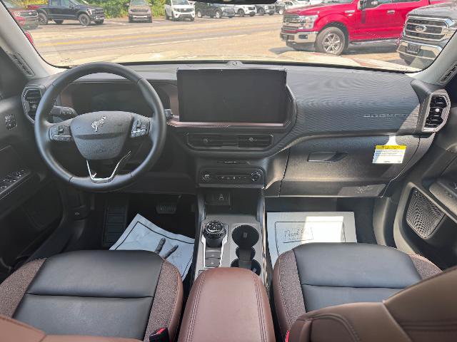 Certified 2025 Ford Bronco Sport Outer Banks w/ Outer Banks Tech Package+ AWD/4WD image 11