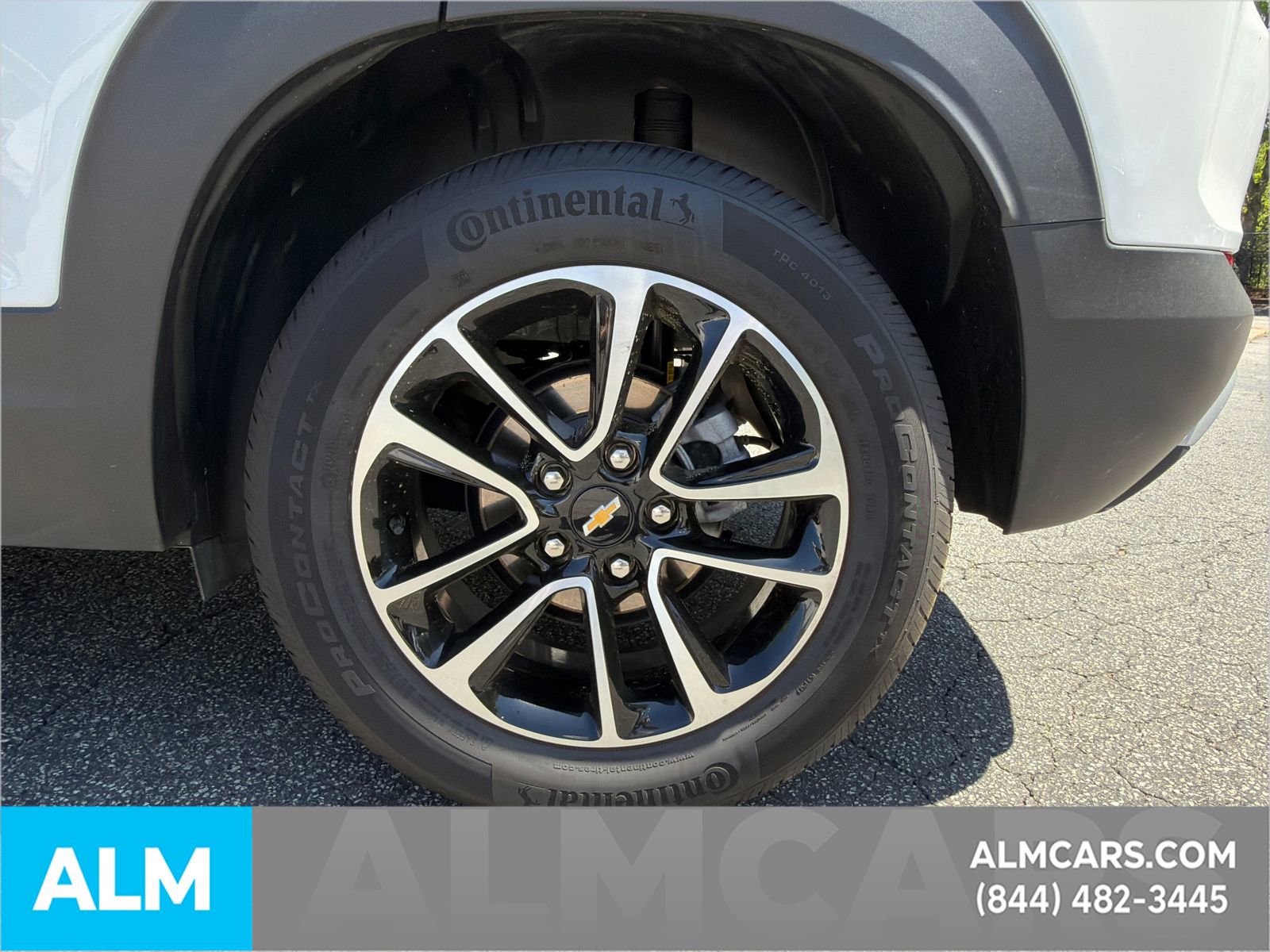 Used 2026 Chevrolet TrailBlazer LT w/ LT Cold Weather Package FWD image 22