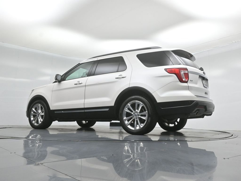 Certified 2018 Ford Explorer XLT w/ Equipment Group 202A FWD image 50