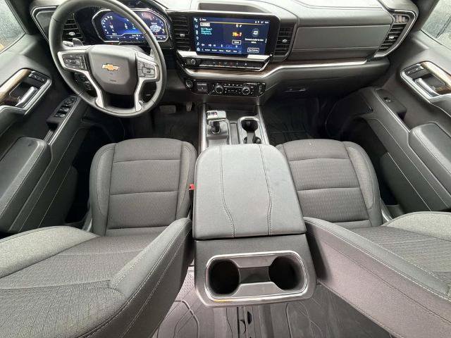 Used 2025 Chevrolet Silverado 1500 LT AWD/4WD image 18