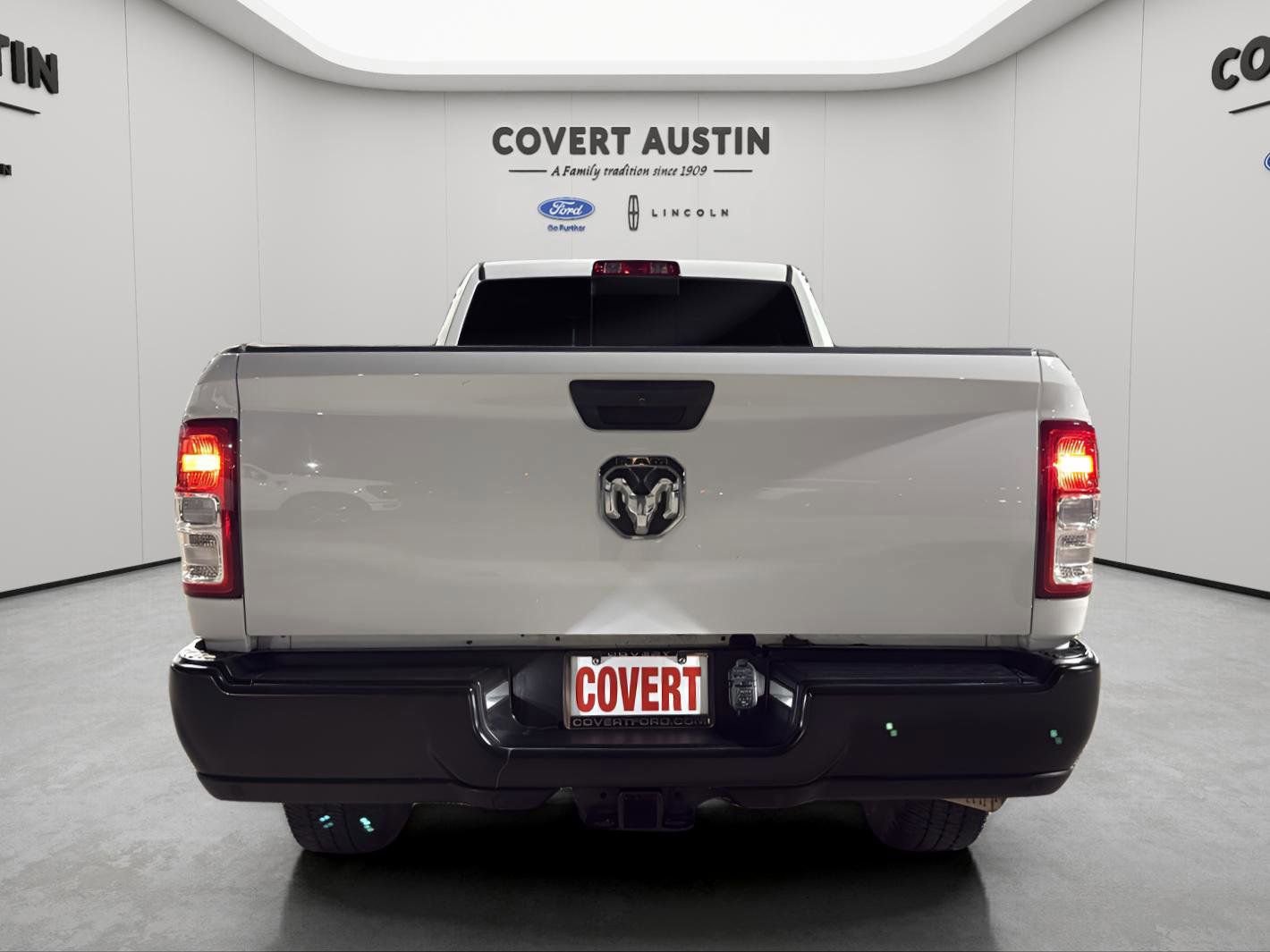 Used 2020 RAM 3500 Tradesman image 4