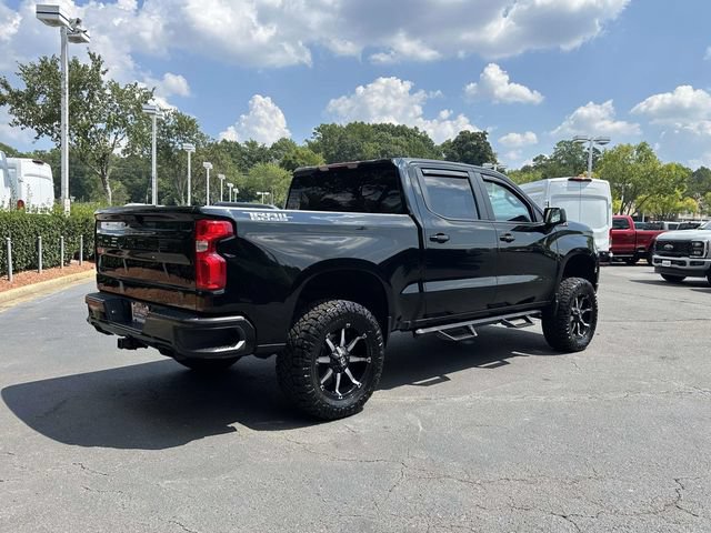 Used 2025 Chevrolet Silverado 1500 LT Trail Boss w/ Dark Appearance Package AWD/4WD image 4
