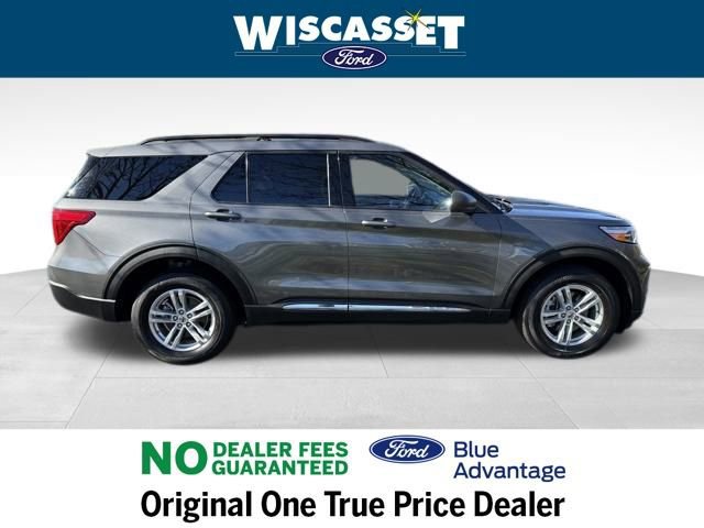 Certified 2022 Ford Explorer XLT w/ Equipment Group 202A image 6