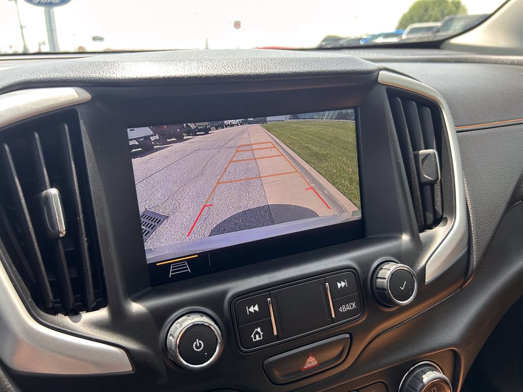 Used 2021 GMC Terrain SLT w/ Infotainment Package II AWD/4WD image 24