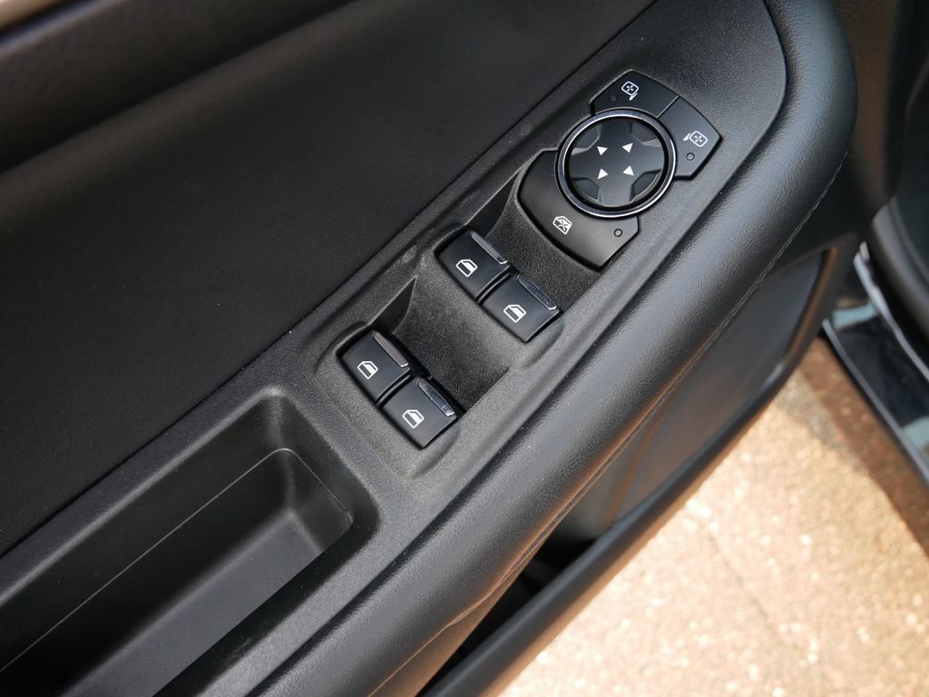 Certified 2024 Ford Edge SEL AWD/4WD image 12