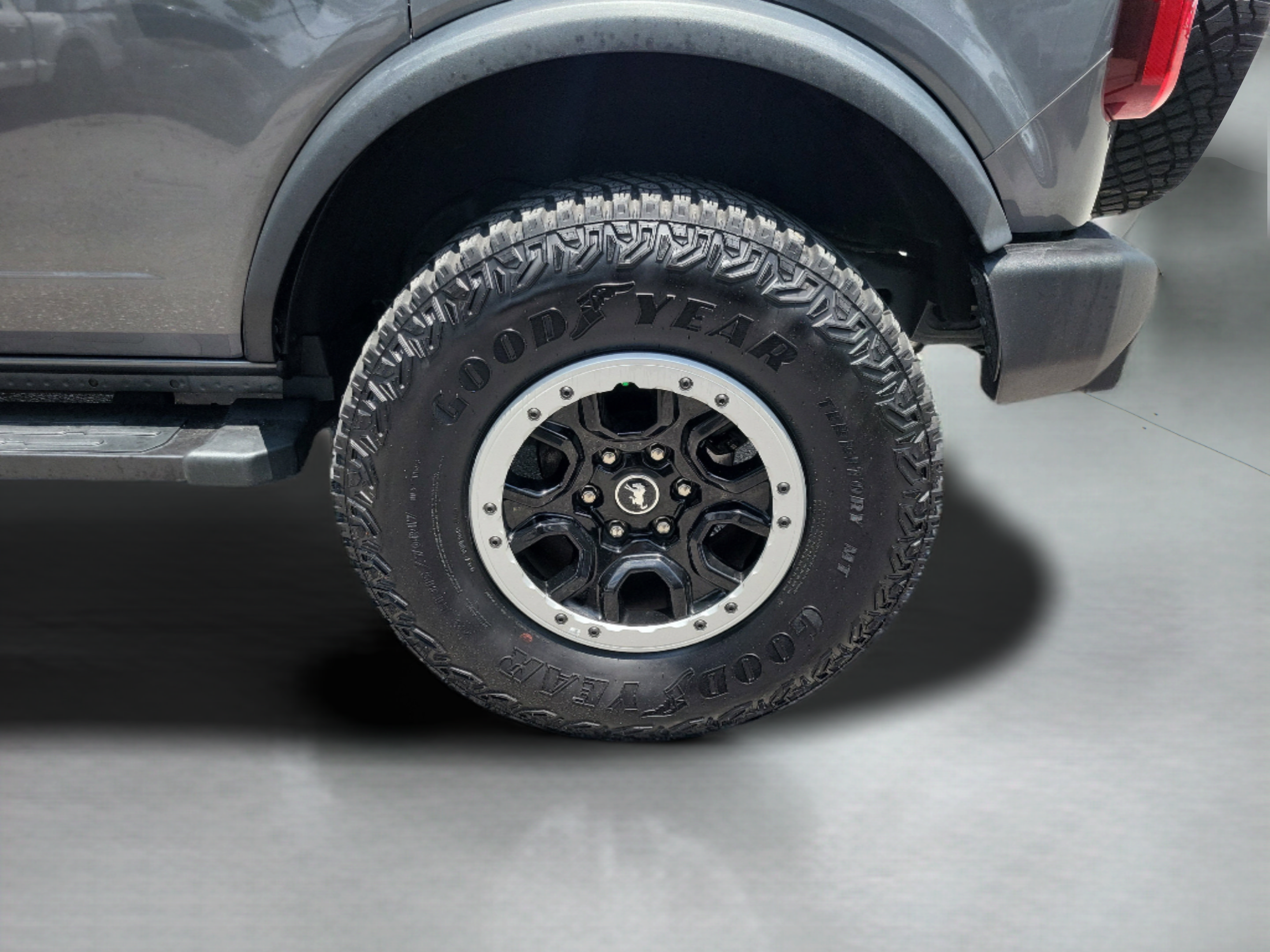 Certified 2024 Ford Bronco Big Bend w/ Sasquatch Package AWD/4WD image 31