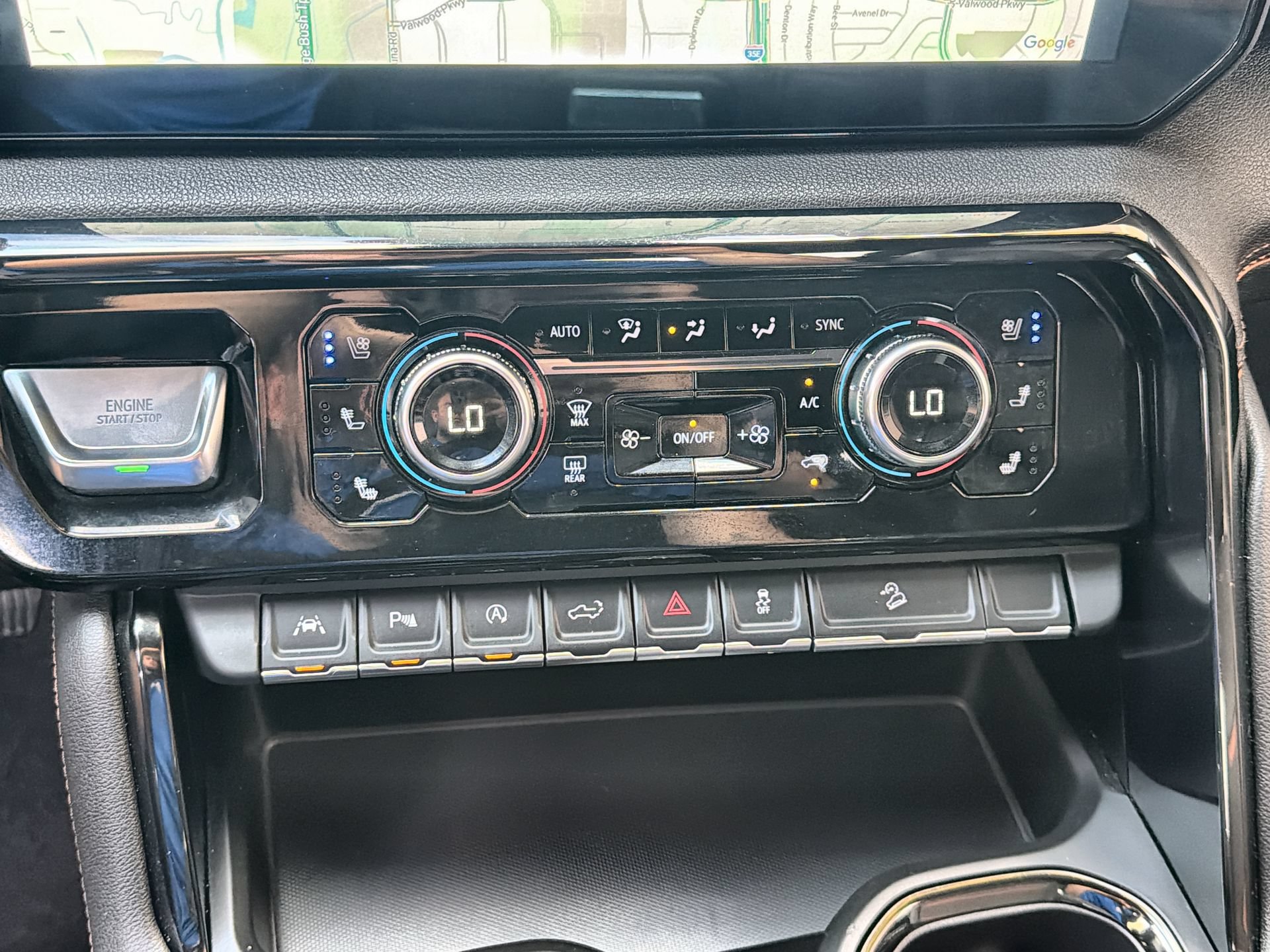 Used 2025 GMC Sierra 1500 AT4 w/ AT4 Premium Package AWD/4WD image 19