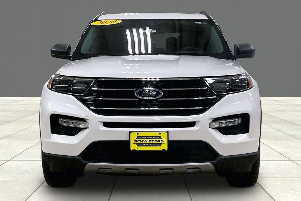 Certified 2020 Ford Explorer XLT w/ Equipment Group 202A AWD/4WD image 3