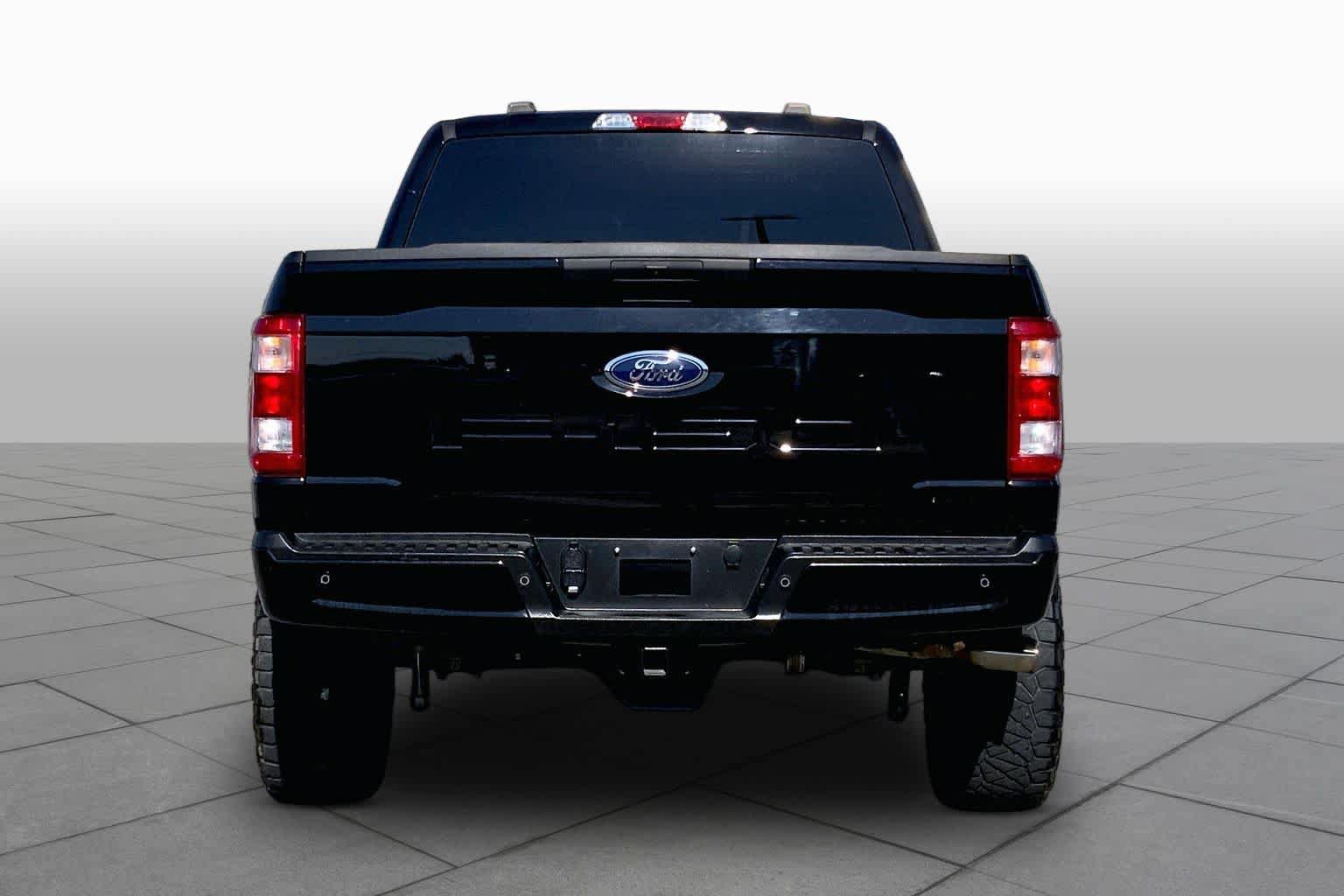 Certified 2022 Ford F150 XL w/ STX Appearance Package RWD image 5