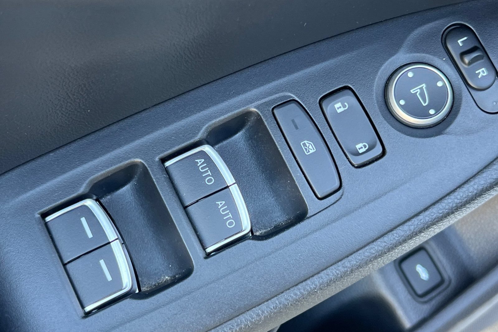 Used 2022 Honda Accord EX-L image 12