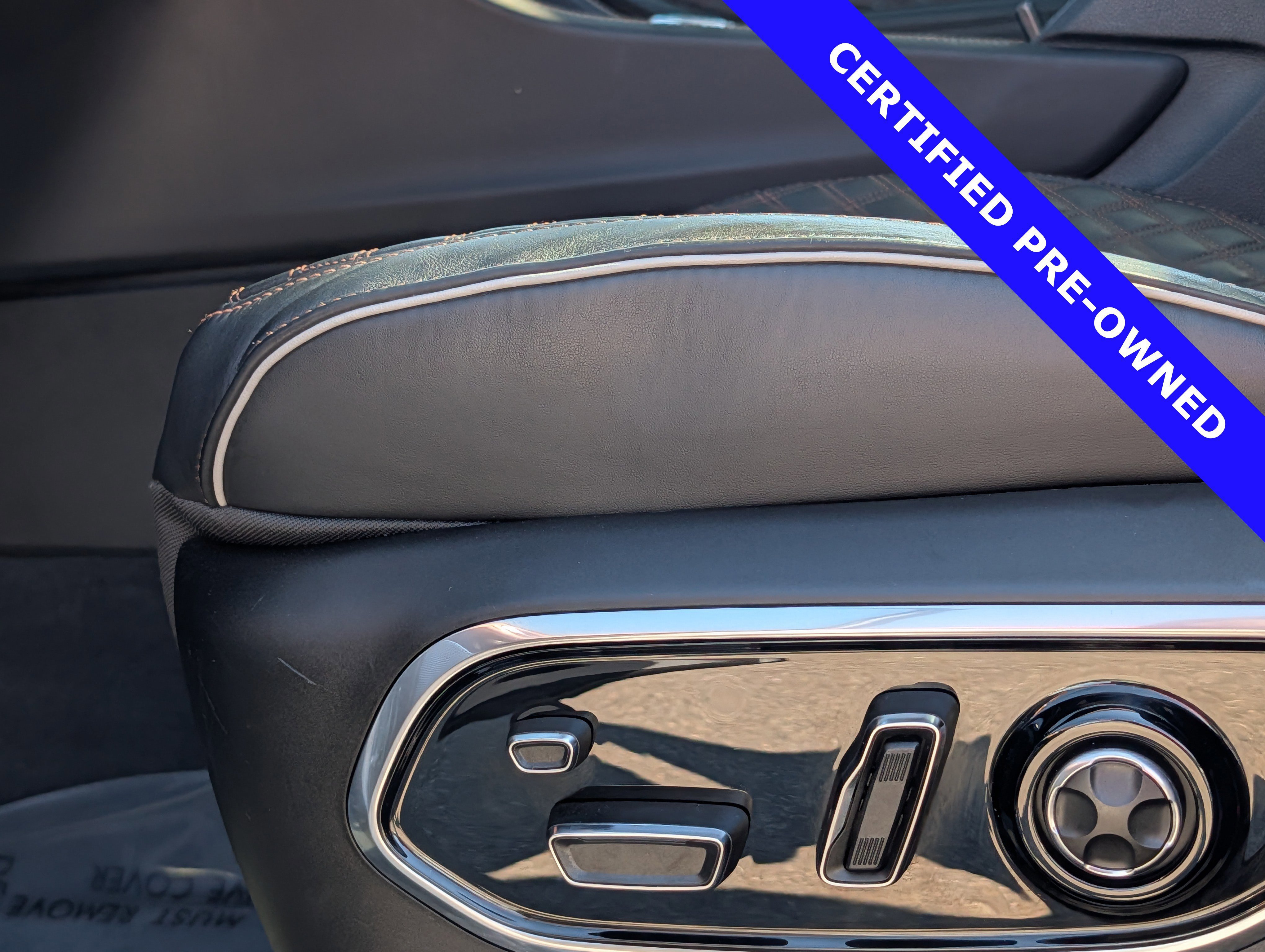 Used 2021 Jeep Grand Cherokee L Summit image 23