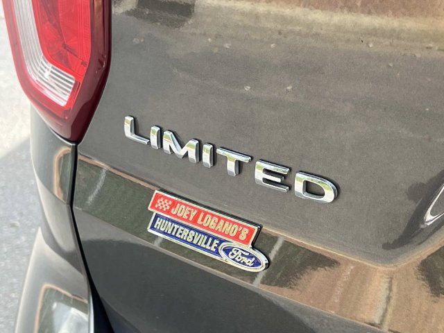 Certified 2019 Ford Explorer Limited w/ Class III Trailer Tow Package FWD image 12