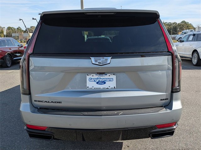 Used 2024 Cadillac Escalade Sport Platinum w/ LPO, ONYX Package image 4