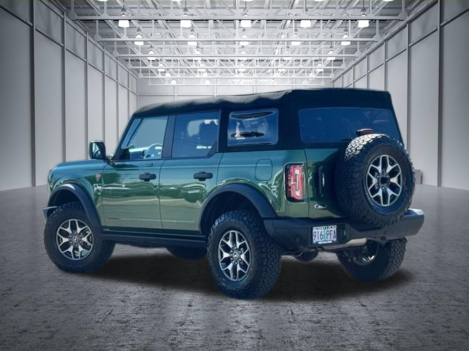 Certified 2023 Ford Bronco Badlands AWD/4WD image 13