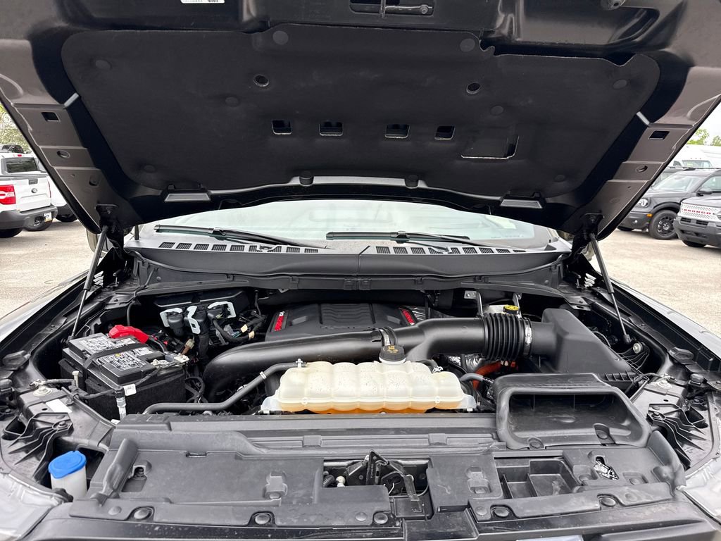 Certified 2025 Ford F150 Raptor AWD/4WD image 33