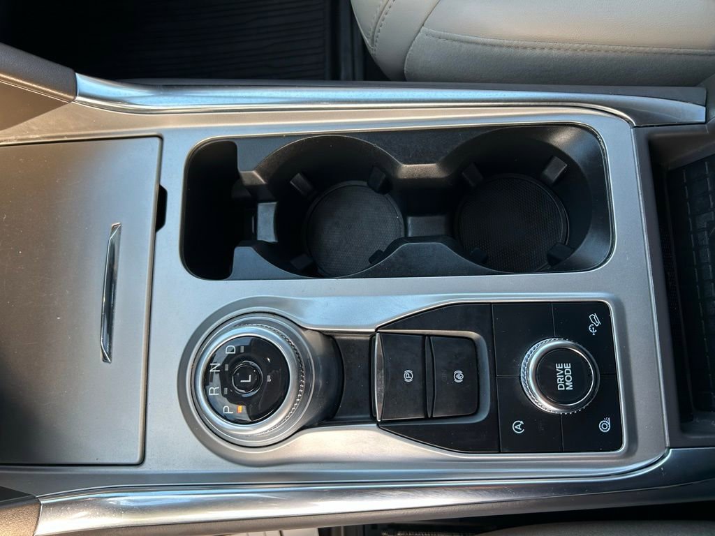 Certified 2022 Ford Explorer Platinum w/ Equipment Group 601A image 30