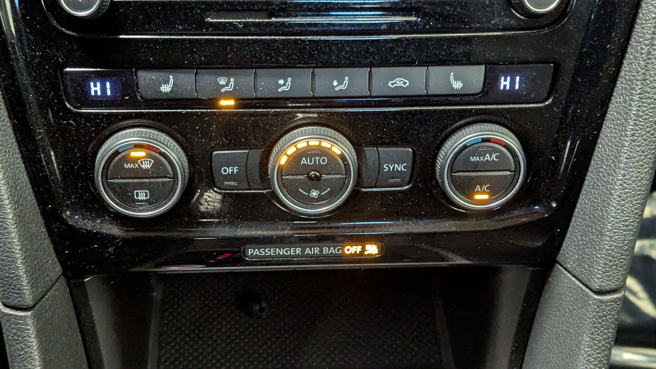 Used 2022 Volkswagen Passat 2.0T SE image 27