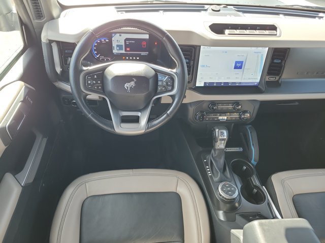 Certified 2022 Ford Bronco Wildtrak AWD/4WD image 15