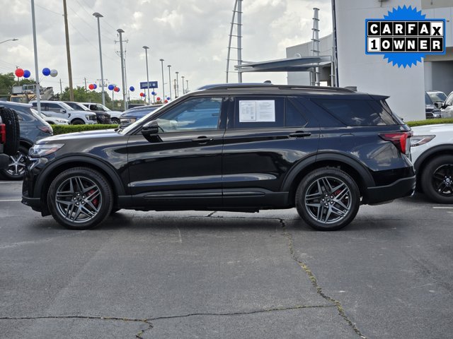 Certified 2025 Ford Explorer ST w/ Sun And Sound Package AWD/4WD image 4