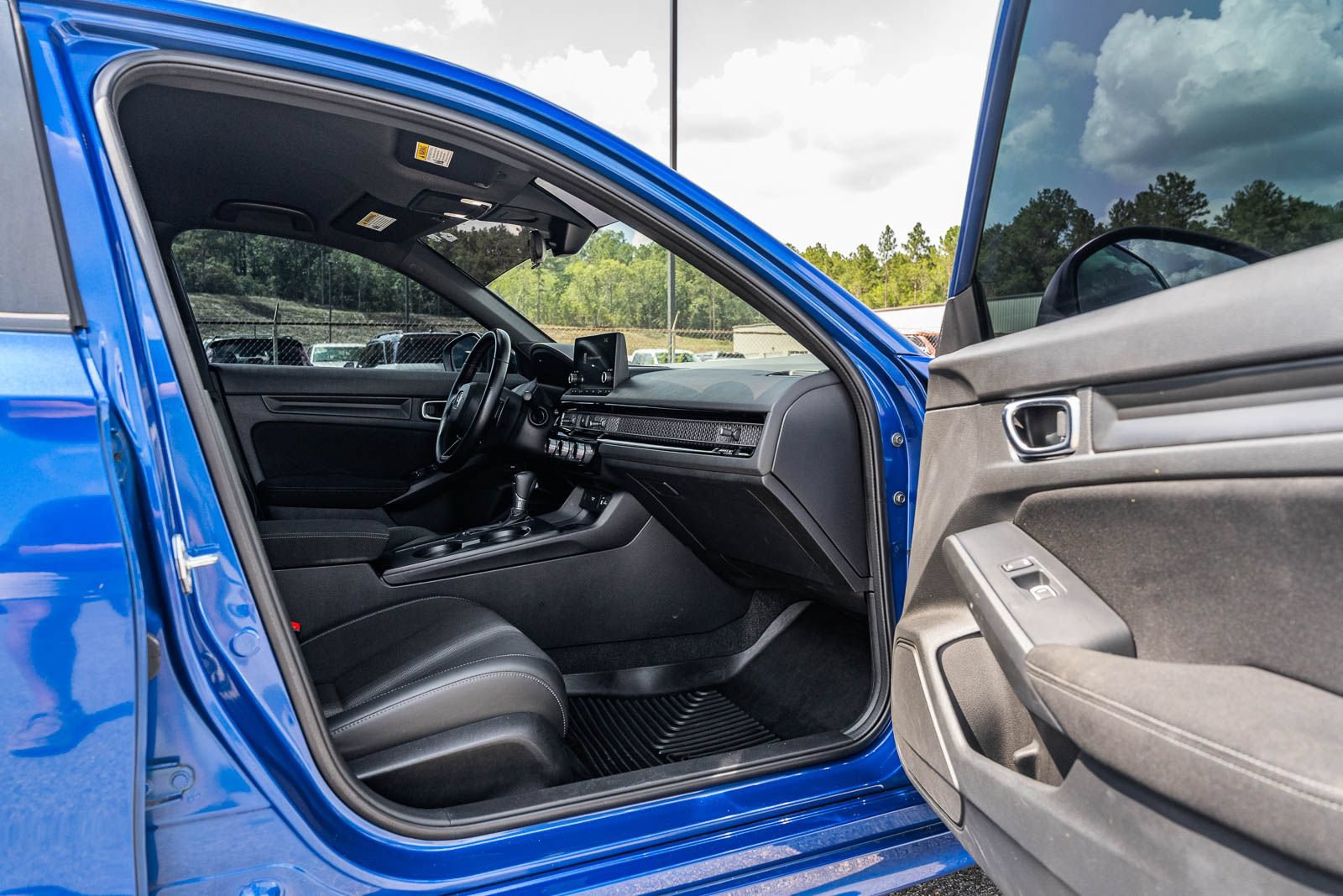 Used 2022 Honda Civic Sport image 11