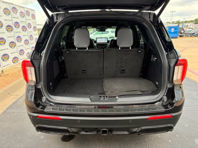 Certified 2025 Ford Explorer ST-Line w/ Premium Package AWD/4WD image 6