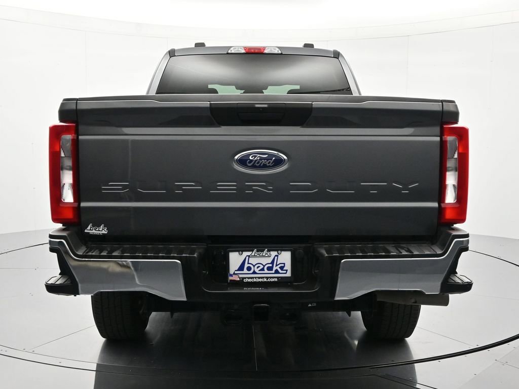 Certified 2025 Ford F250 XLT image 9
